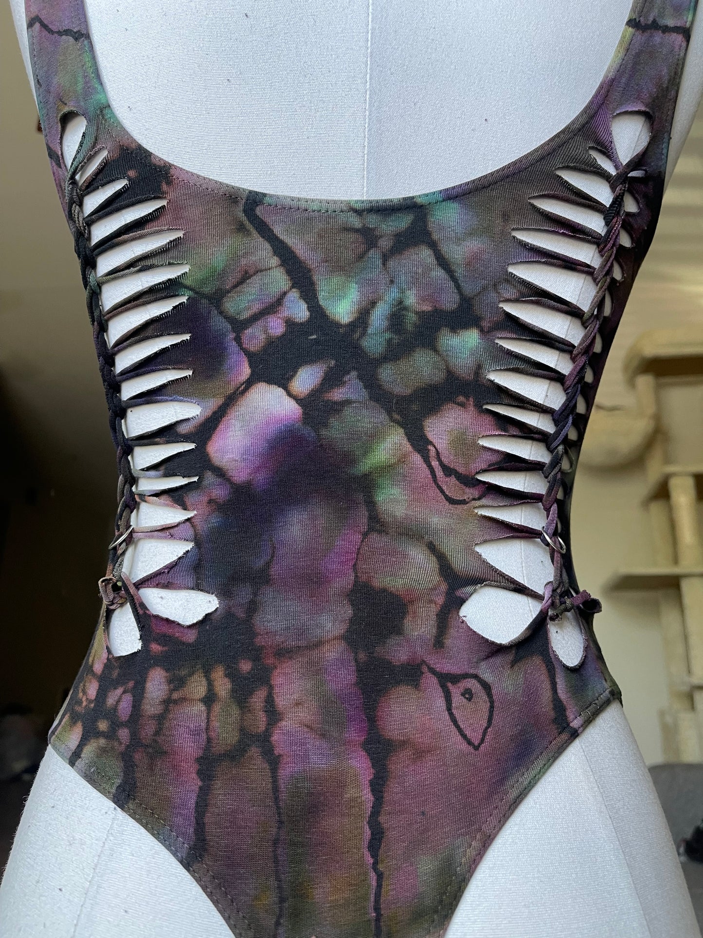 Cursed Moon Water Tie Dye Bodysuit, Size S (๐๐๐๐ฅ๐จ ๐ฌ๐๐ฉ๐๐๐ฃ 7 ๐๐๐ฎ๐จ)