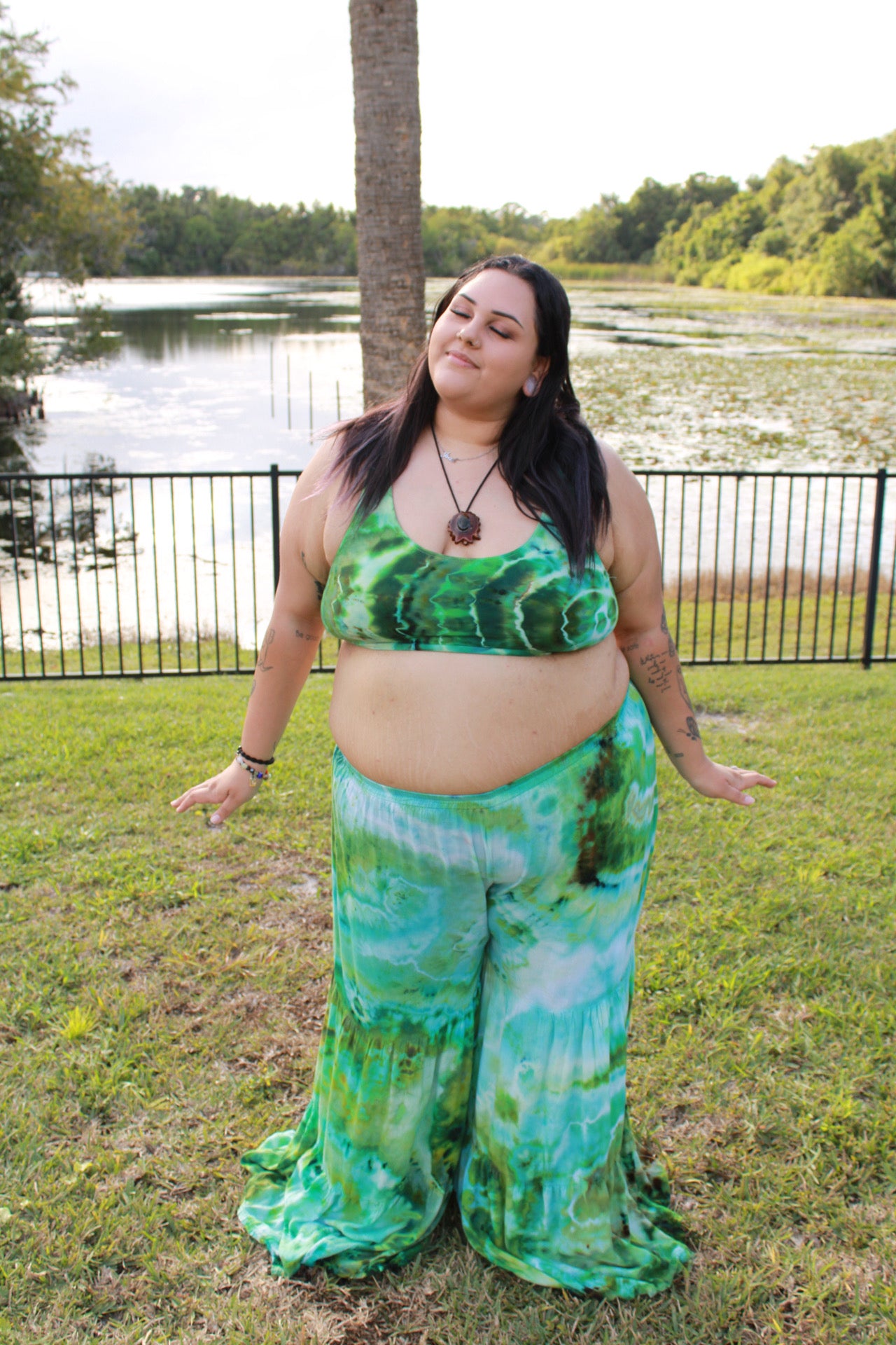 Jurassic Jade Palazzo Set (๐๐๐๐ฅ๐จ ๐ฌ๐๐ฉ๐๐๐ฃ 7 ๐๐๐ฎ๐จ)