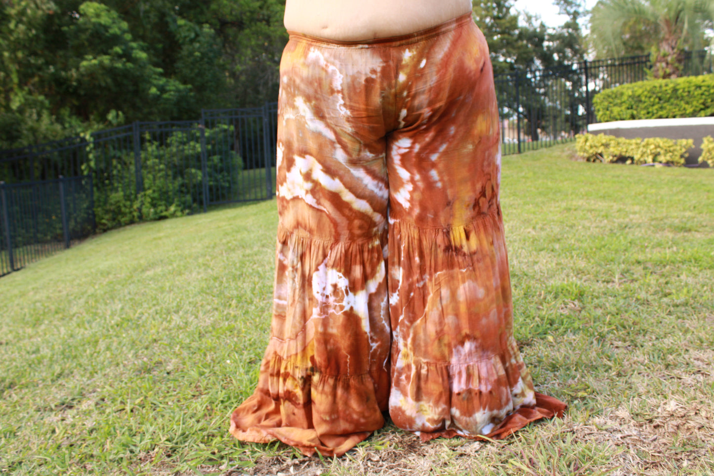 Cave Stone Palazzo Pants (ᴍᴀᴅᴇ ᴛᴏ ᴏʀᴅᴇʀ)