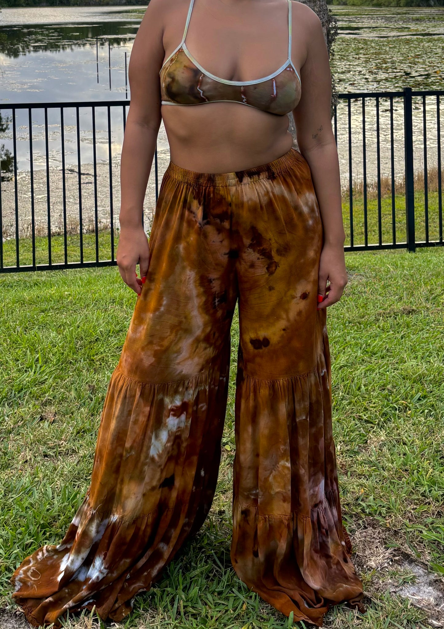 Cave Stone Palazzo Pants (ᴍᴀᴅᴇ ᴛᴏ ᴏʀᴅᴇʀ)
