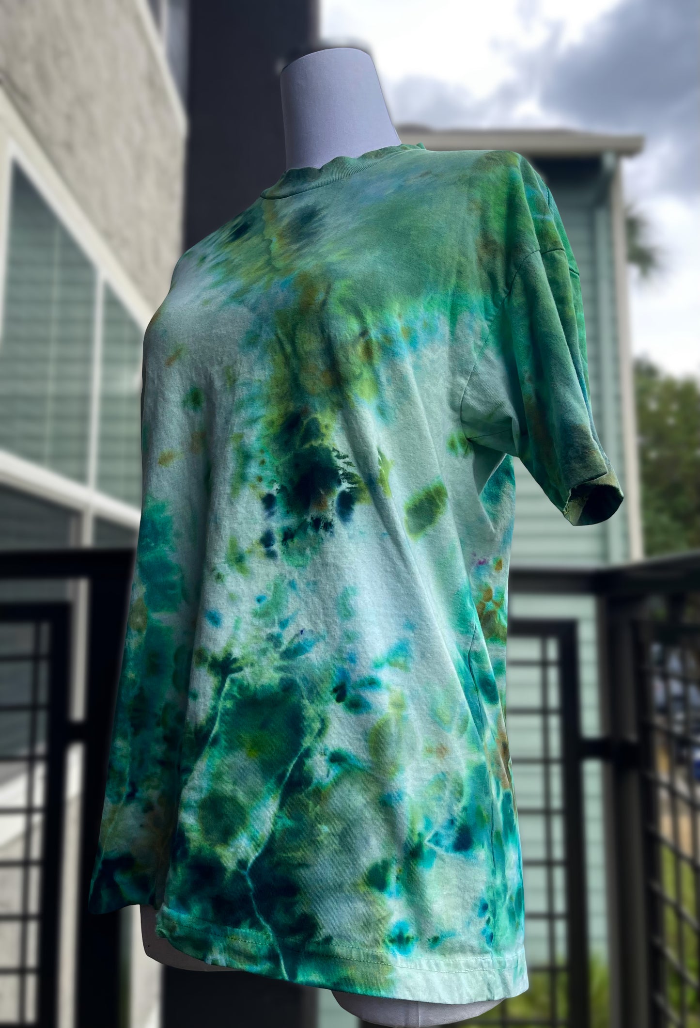 Mens T Shirt Jurassic Jade (ᴍᴀᴅᴇ ᴛᴏ ᴏʀᴅᴇʀ)