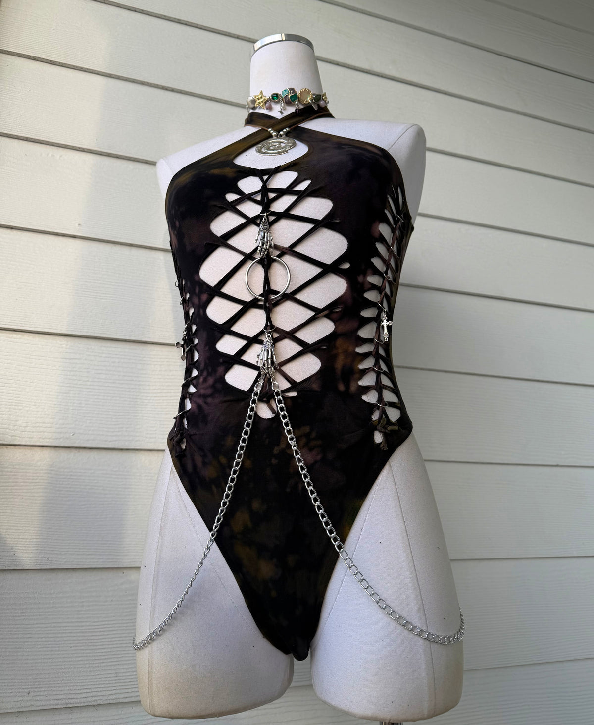 Drowned Bodysuit 𝐒𝐡𝐢𝐩𝐬 𝐍𝐞𝐱𝐭 𝐁𝐮𝐬𝐢𝐧𝐞𝐬𝐬 𝐃𝐚𝐲