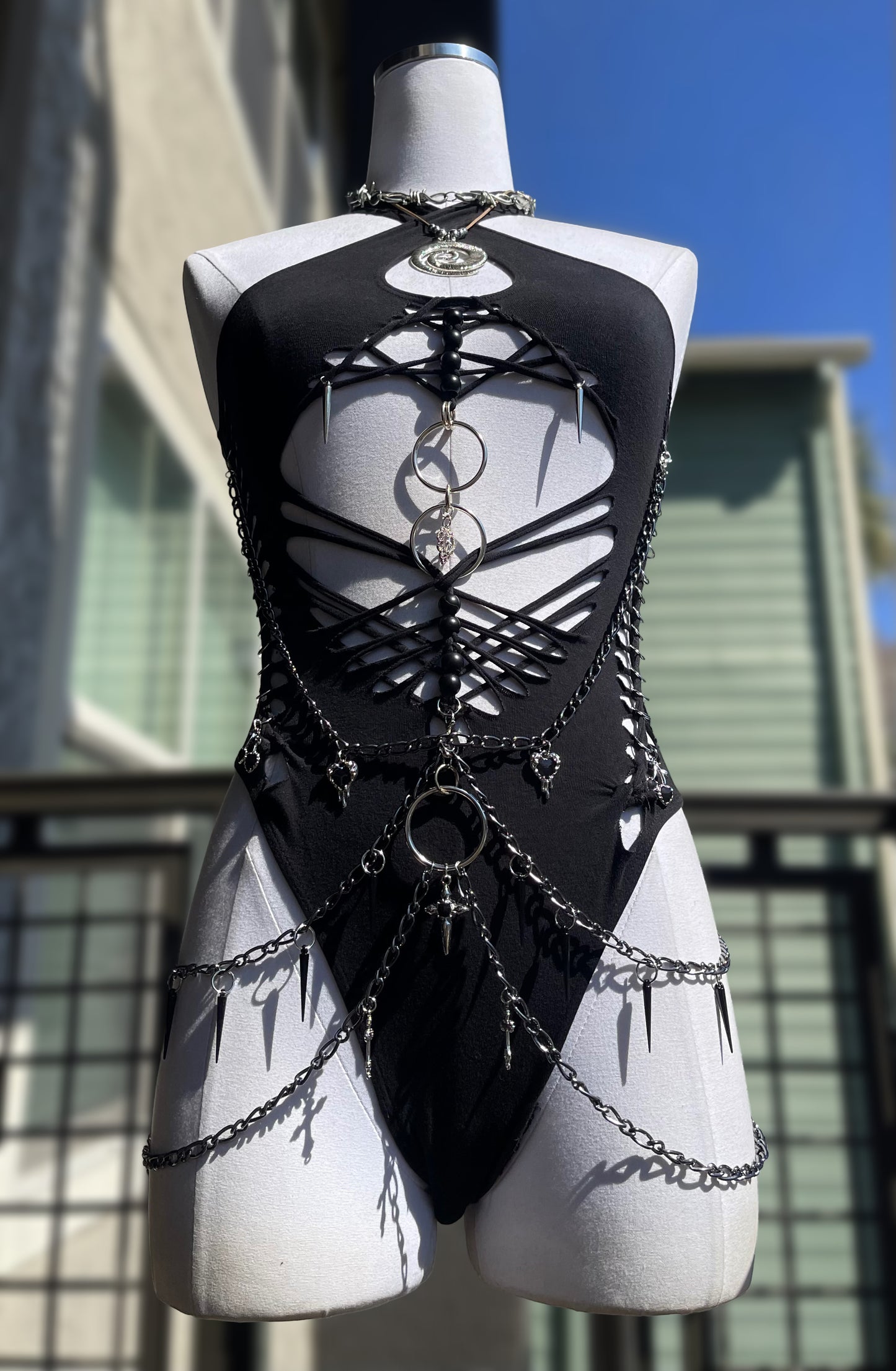 Size S Entombed Bodysuit (𝙎𝙝𝙞𝙥𝙨 𝙬𝙞𝙩𝙝𝙞𝙣 7 𝙙𝙖𝙮𝙨)