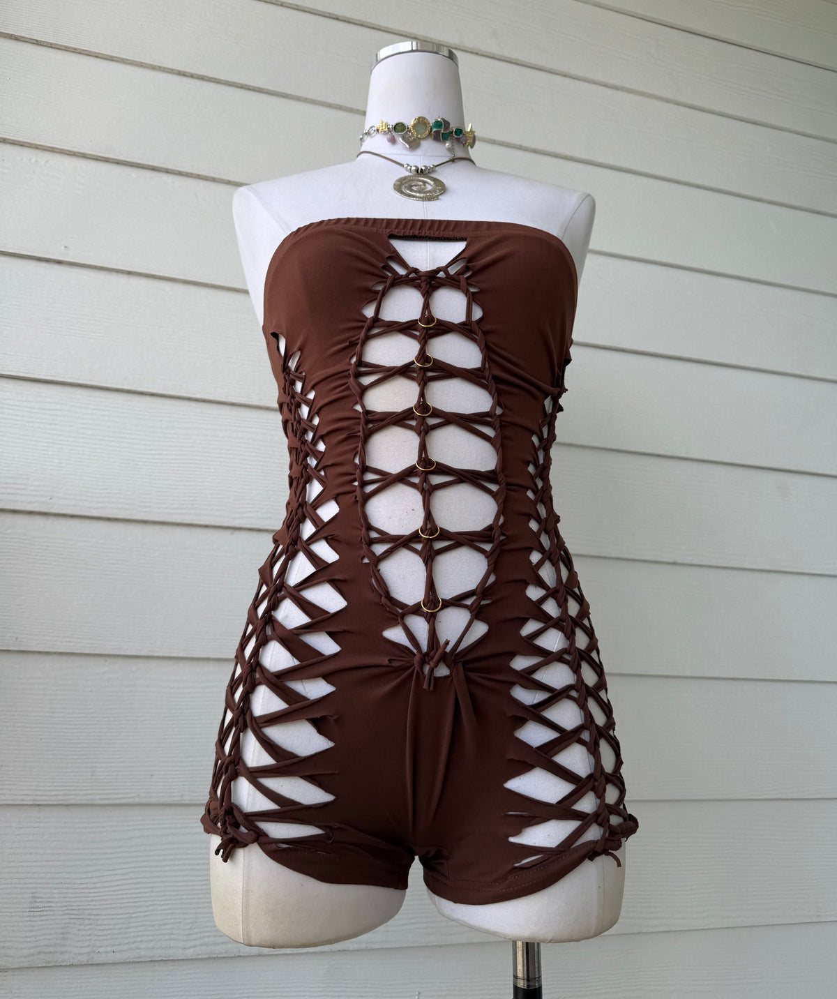 Mocha Romper 𝐒𝐡𝐢𝐩𝐬 𝐍𝐞𝐱𝐭 𝐁𝐮𝐬𝐢𝐧𝐞𝐬𝐬 𝐃𝐚𝐲