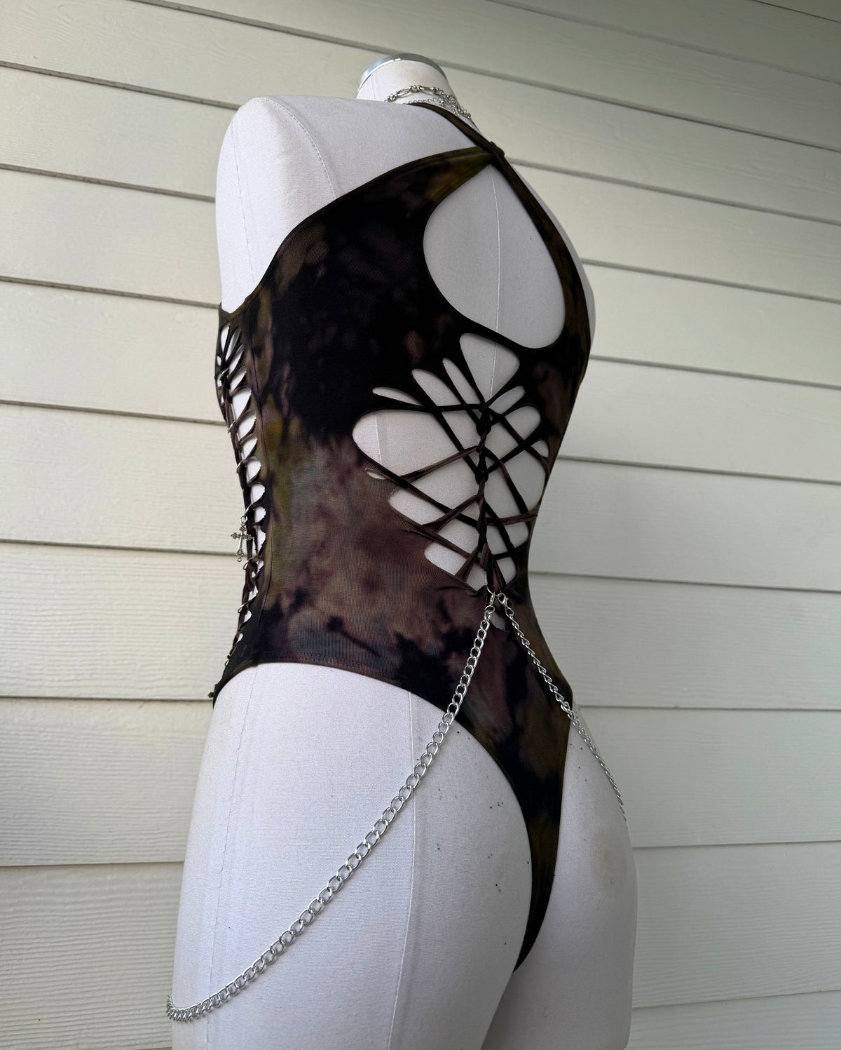 Drowned Bodysuit 𝐒𝐡𝐢𝐩𝐬 𝐍𝐞𝐱𝐭 𝐁𝐮𝐬𝐢𝐧𝐞𝐬𝐬 𝐃𝐚𝐲