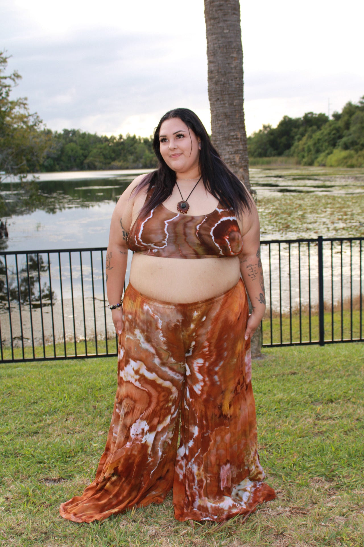 Cave Stone Palazzo Pants (ᴍᴀᴅᴇ ᴛᴏ ᴏʀᴅᴇʀ)