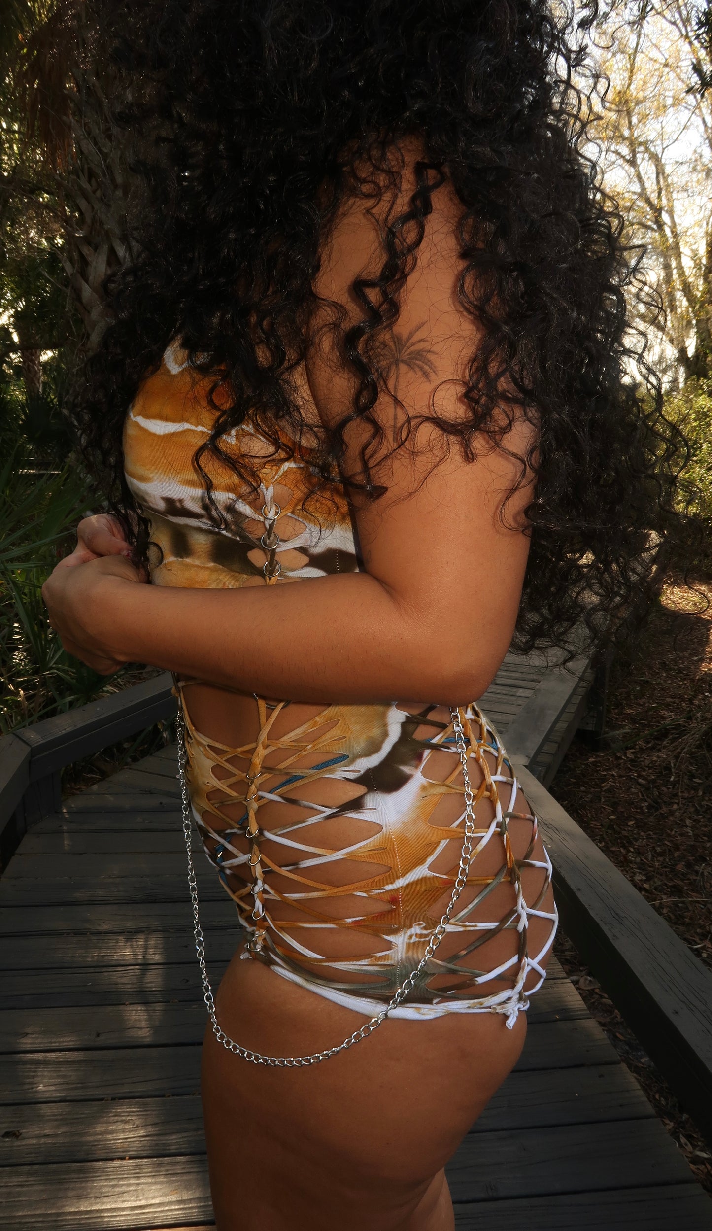 Sunwashed Siren Romper (𝙎𝙝𝙞𝙥𝙨 𝙬𝙞𝙩𝙝𝙞𝙣 7 𝙙𝙖𝙮𝙨)
